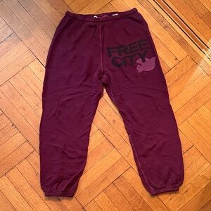 freecity Men’s Maroon Sweatpants
